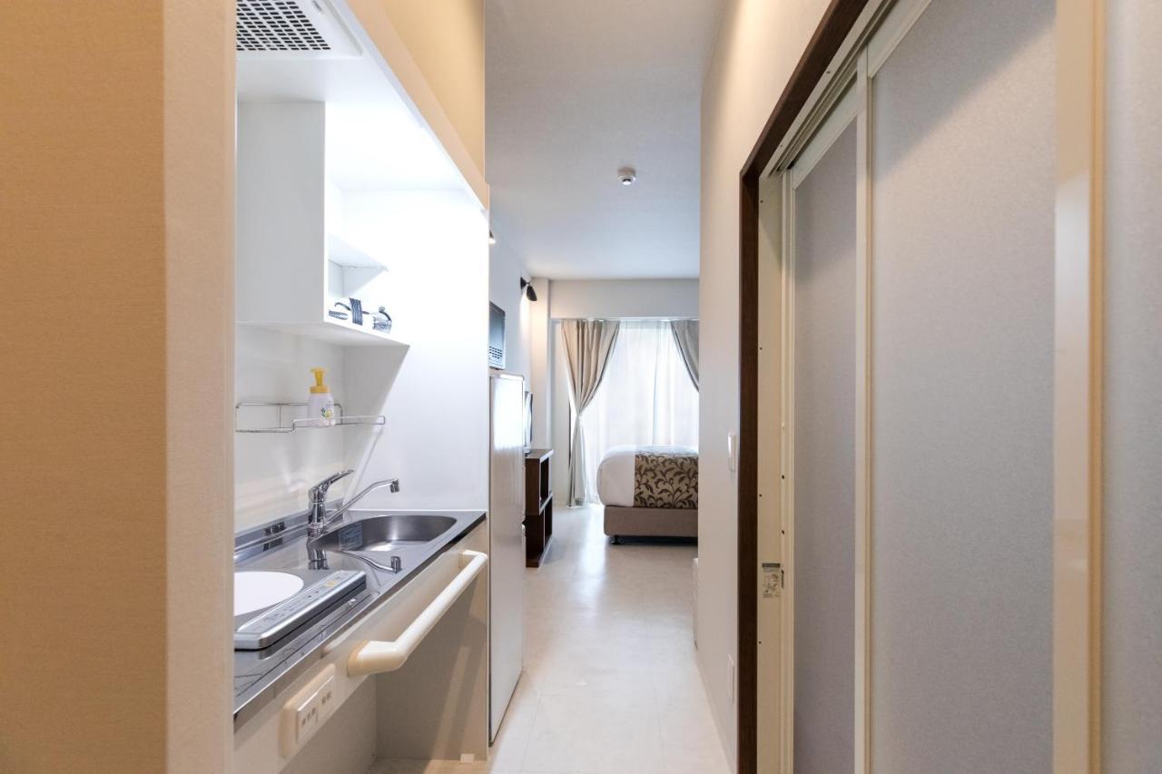 Hotel Mr.Kinjo Golden Cats Ishigaki  Exterior photo