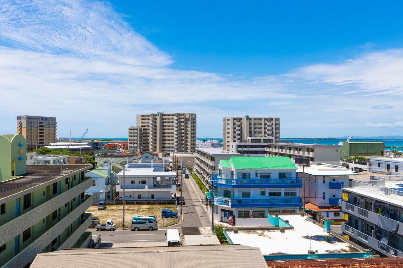 Hotel Mr.Kinjo Golden Cats Ishigaki  Exterior photo