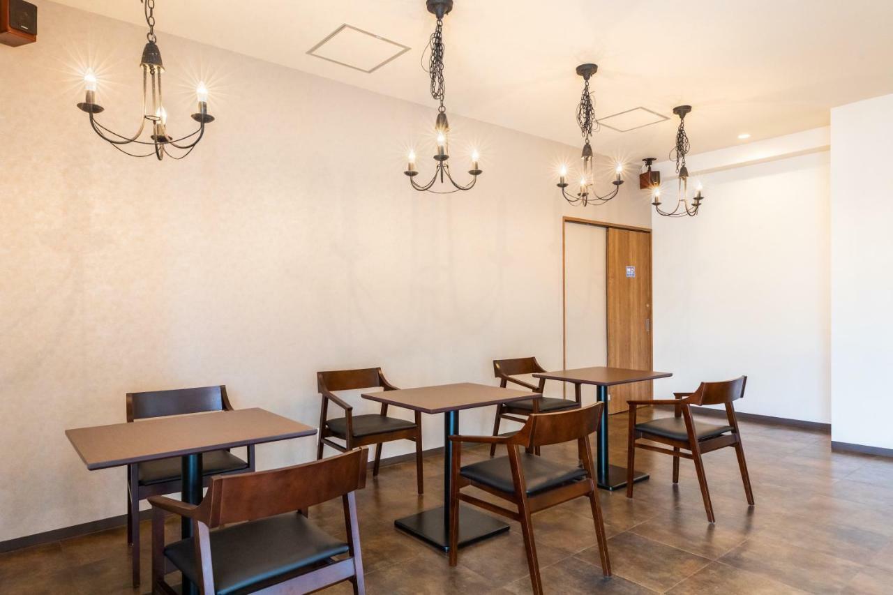 Hotel Mr.Kinjo Golden Cats Ishigaki  Exterior photo