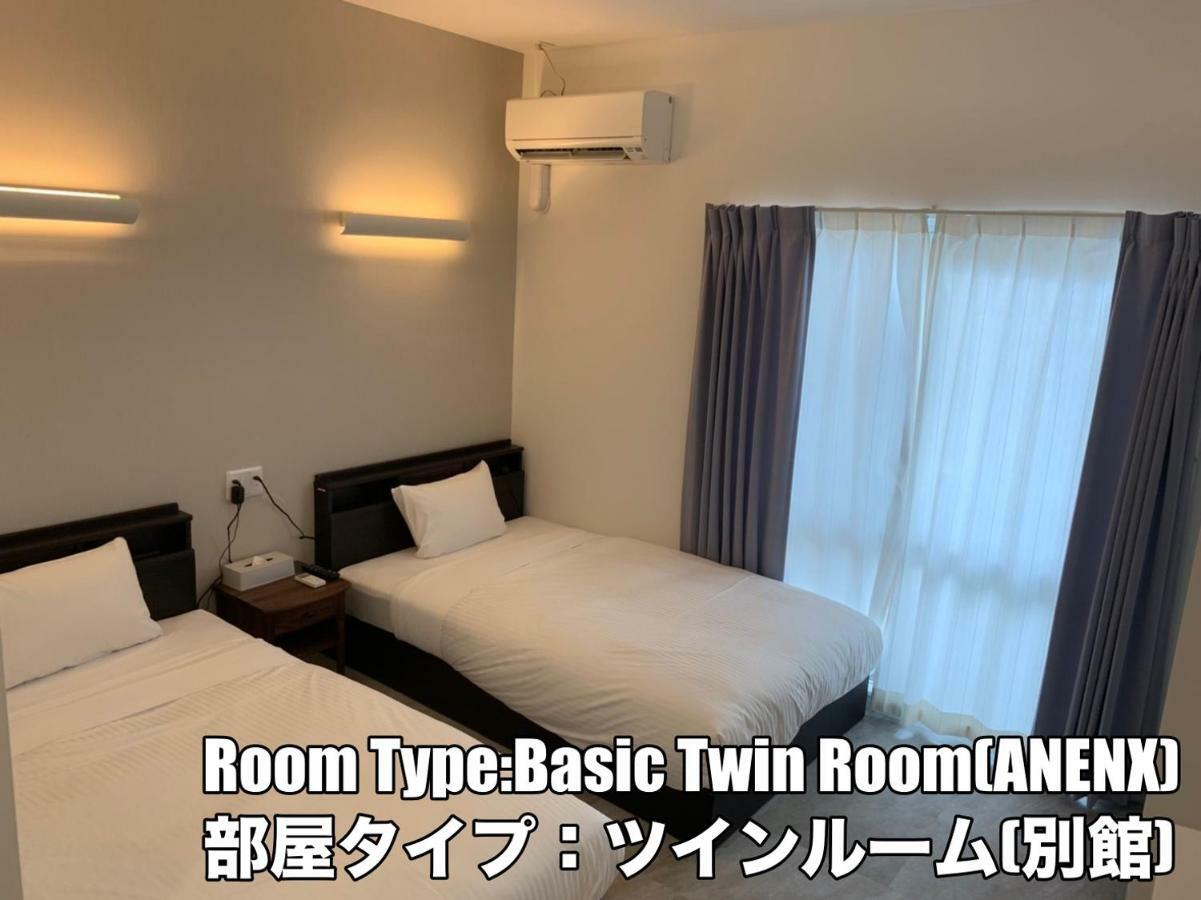 Hotel Mr.Kinjo Golden Cats Ishigaki  Exterior photo