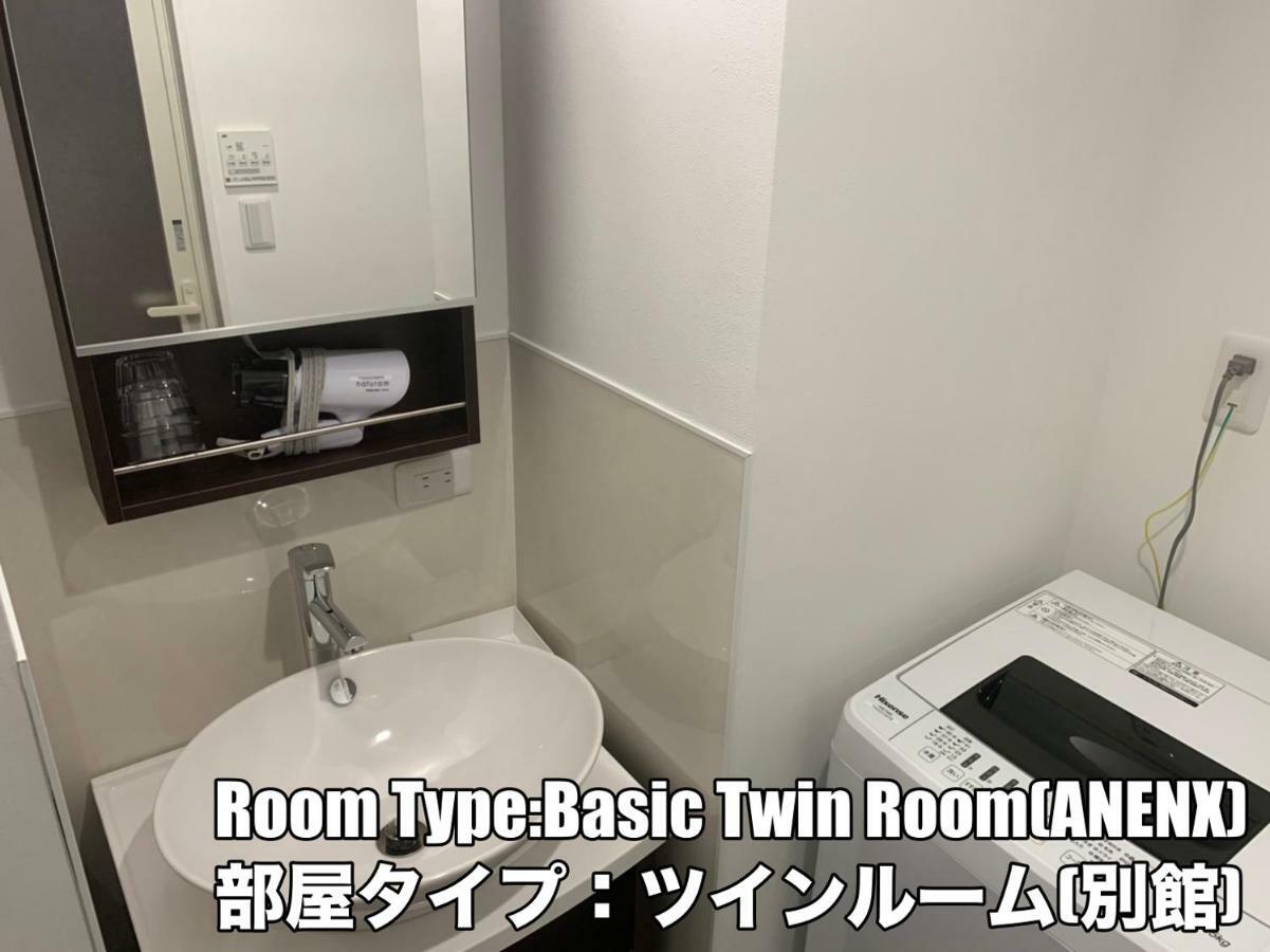 Hotel Mr.Kinjo Golden Cats Ishigaki  Exterior photo