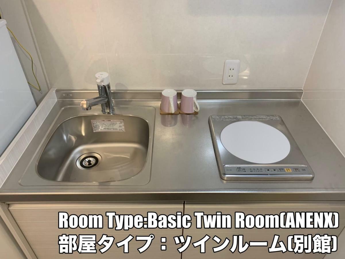 Hotel Mr.Kinjo Golden Cats Ishigaki  Exterior photo